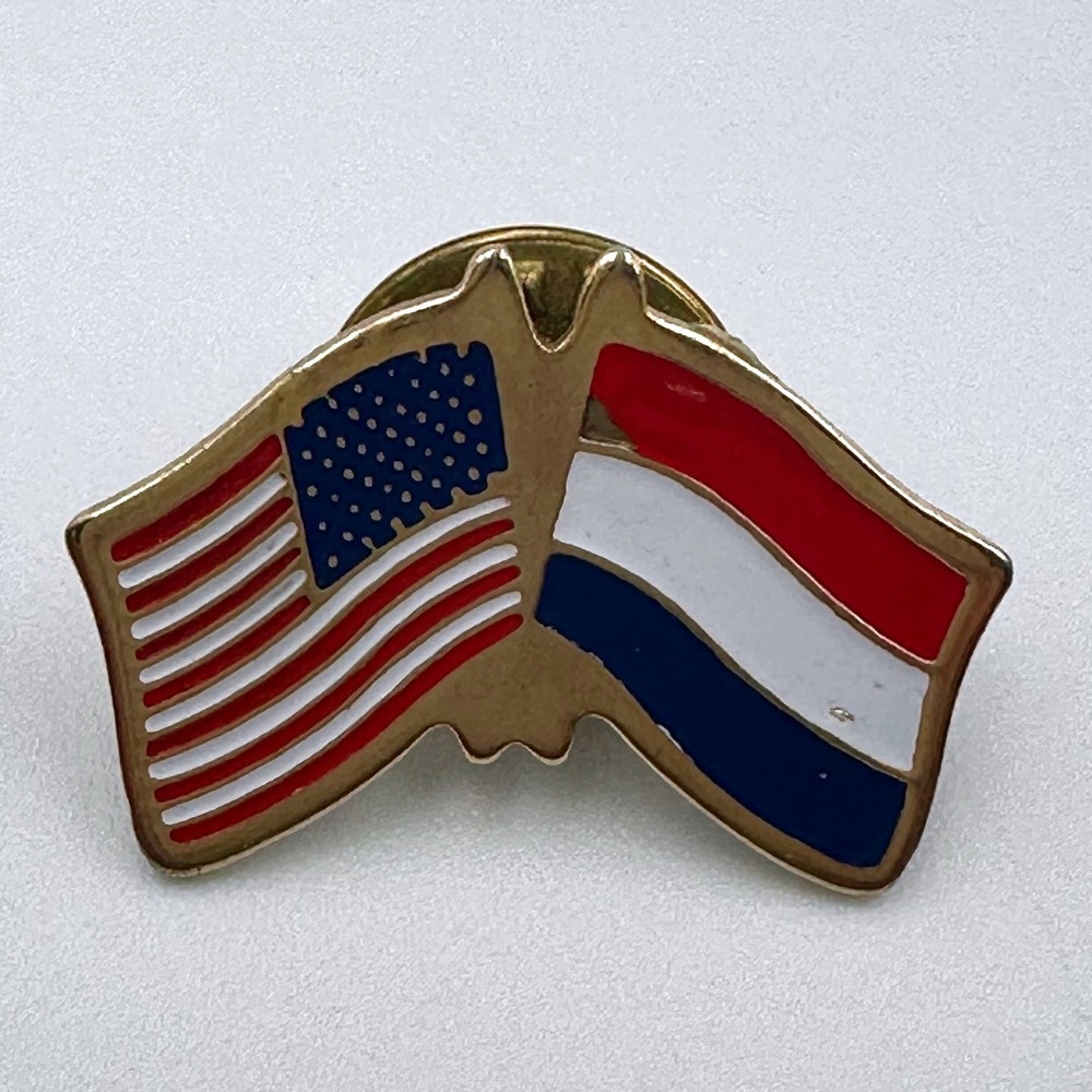 Vintage USA & France Friendship Flags Enamel Lapel Pin Patriotic Collectible